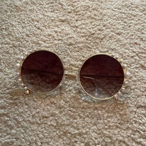 Pearl Frame sunglasses